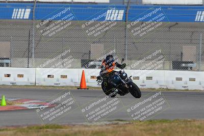 media/Nov-26-2022-Fastrack Riders (Sat) [[b001e85eef]]/Level 1/Session 3 Outside Turn 9/